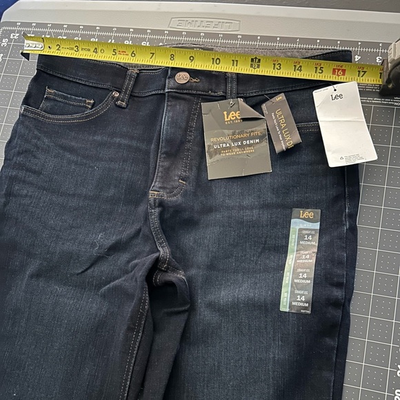 Jean new Lee size 14 - Picture 11 of 11